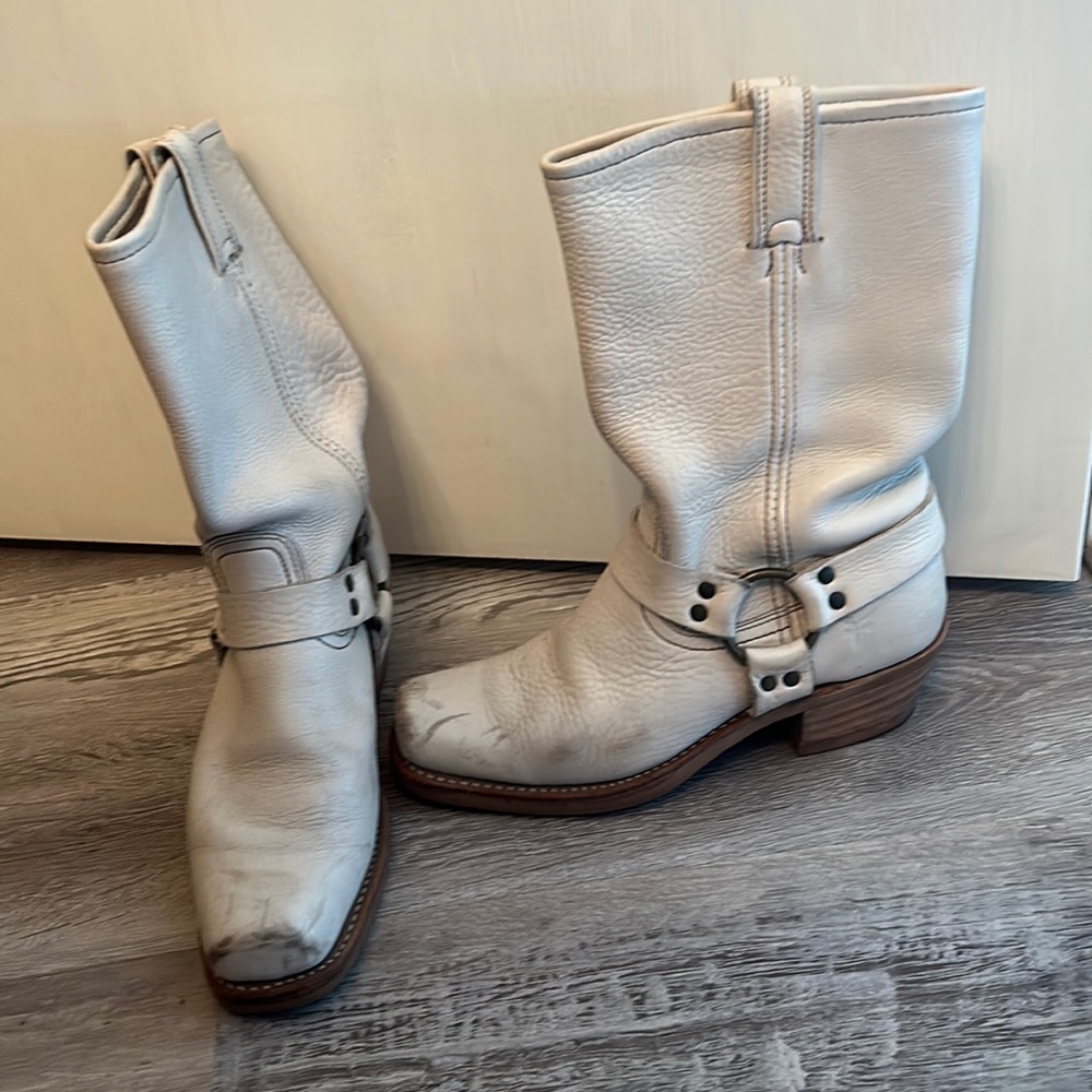 Frye Engineer harness Boots Bone cream white color